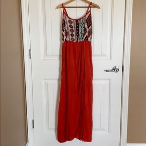 🟣3 for $25🟣 Aztec maxi dress